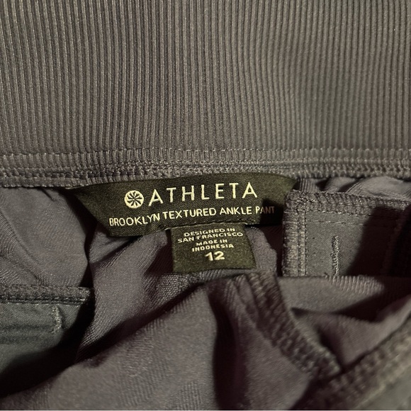 Athleta Brooklyn Textured Ankle Pant 12 Animal Print - Picture 3 of 4